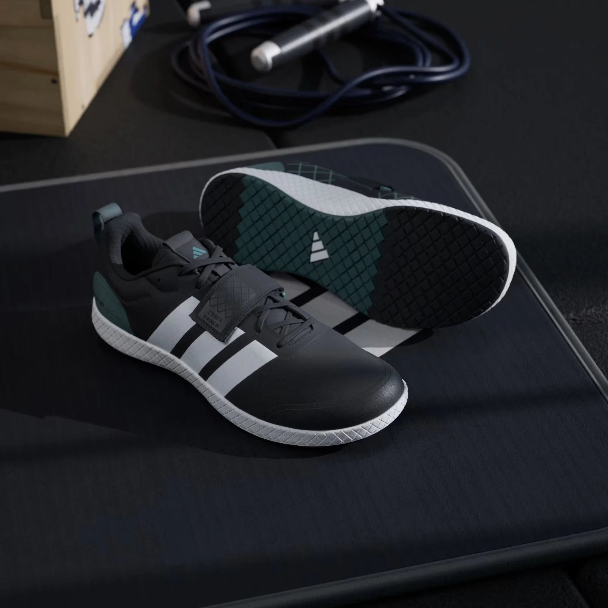 Adidas The Total – weightlifting shoes, JP9870 – Image 7