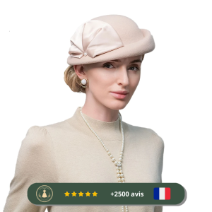 Chapeau beige à motif de papillon années 20