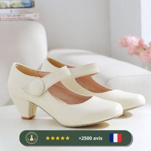 Chaussures beiges au style Mary Jane des années 30