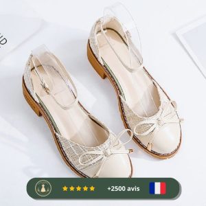 Chaussures beiges fermées à talons des années 60