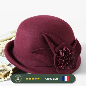 Chapeau bordeaux à bords asymétriques des années 20