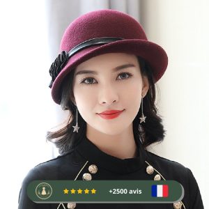 Chapeau violet à bords irréguliers des années 30