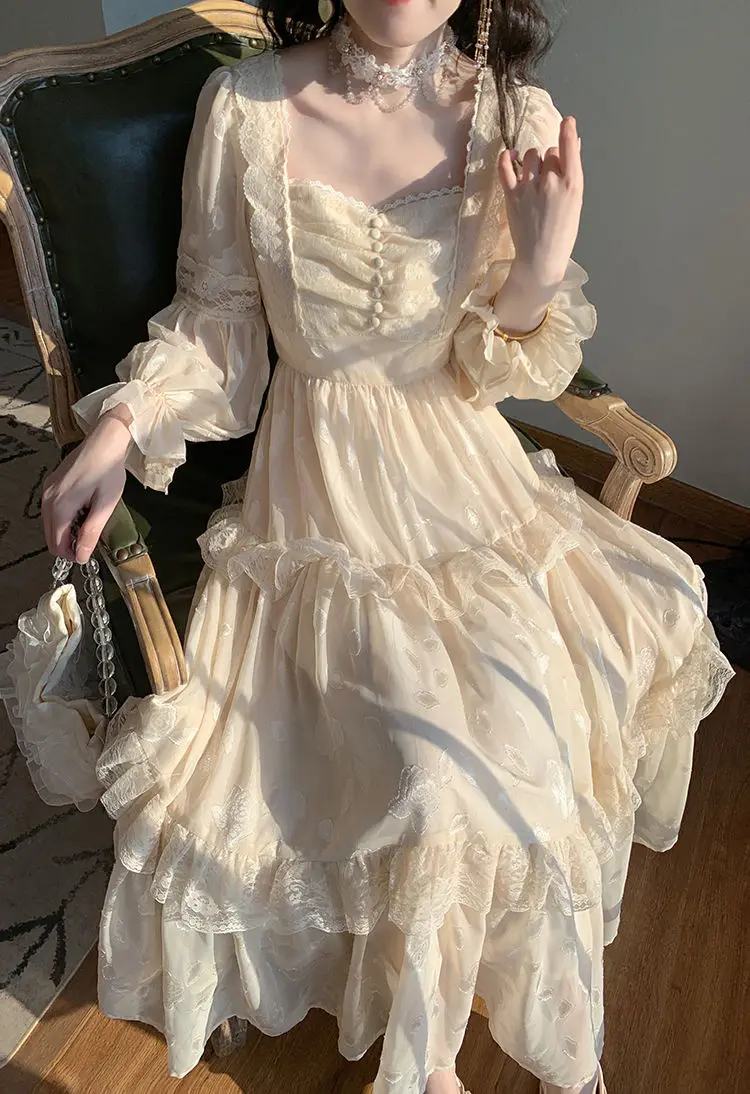 Robe de bal années 30 à manches évasées – Image 5