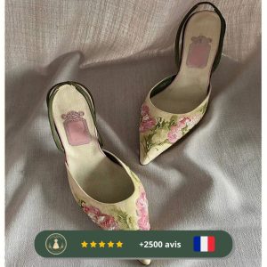 Chaussures style années 30 à talons pointus