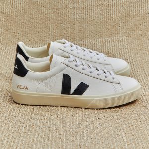 Veja – Campo Leather – White / Black